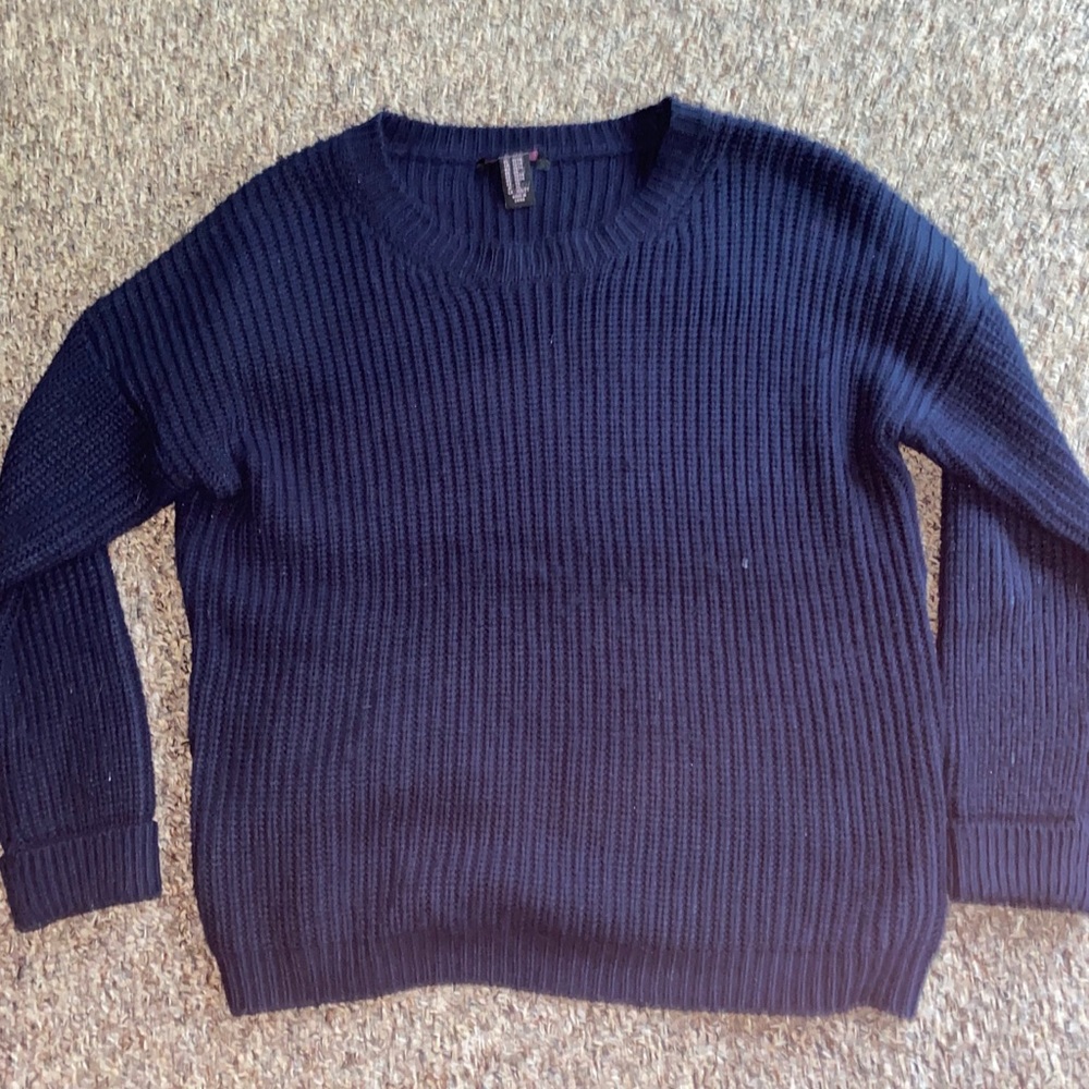 Forever 21 girls sweater